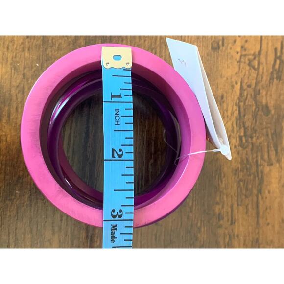 Five Purple Wood Bangle Bracelets Form a Cuff Bracelet New - Picture 5 of 5